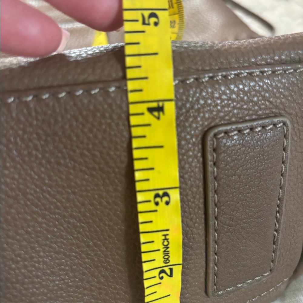 Hobo Entwine Leather Handbag - Picture 12 of 15